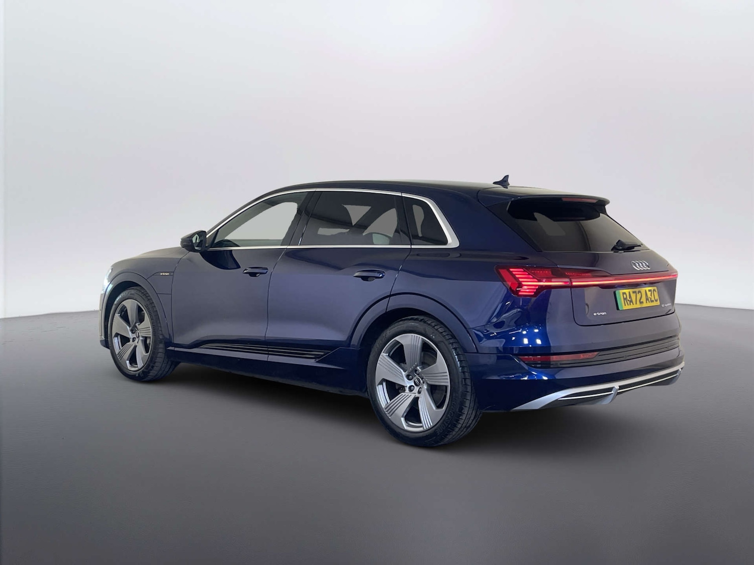 Used Audi e-tron 2023 for sale - 78225866: Photo 8