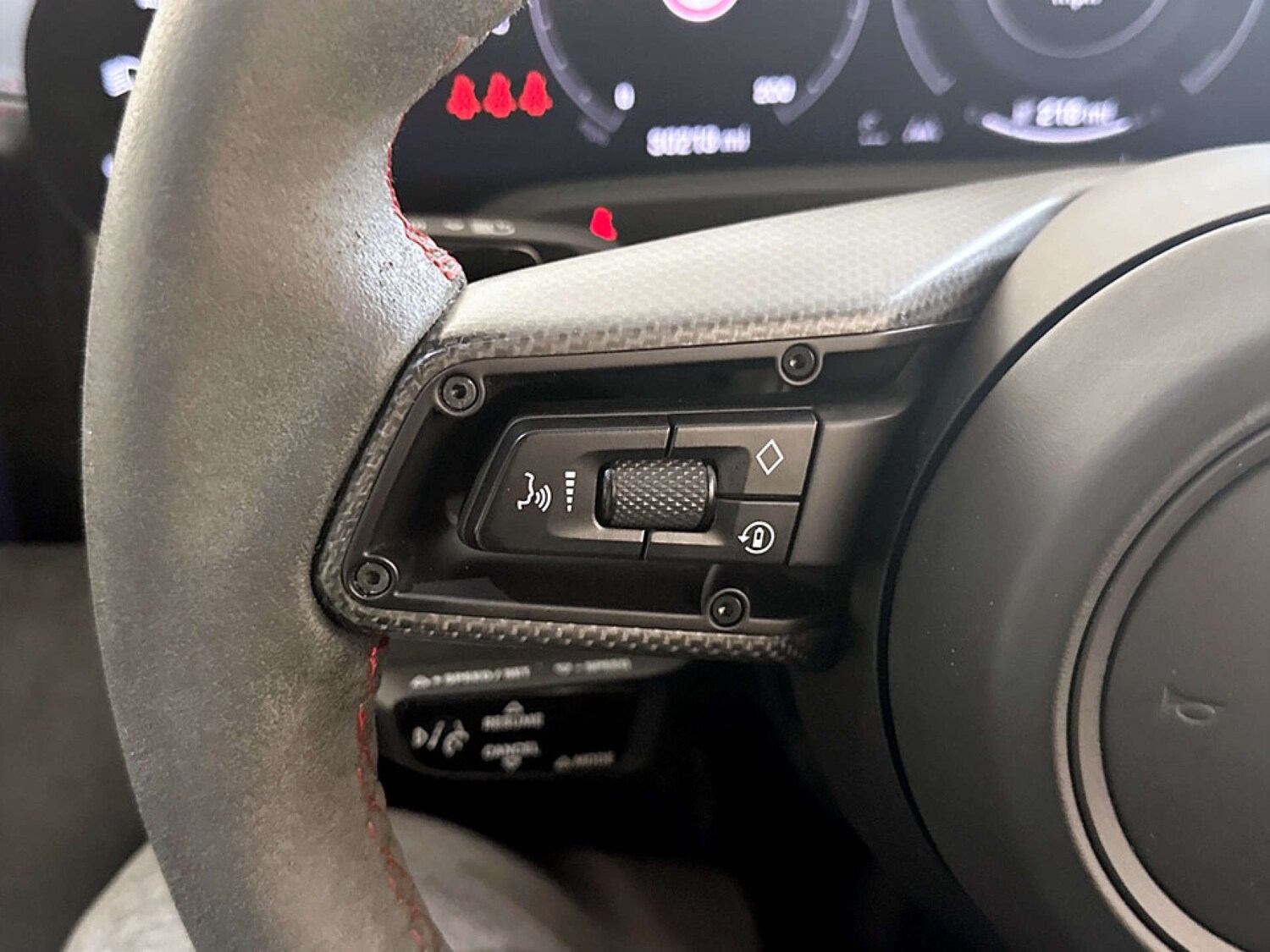 Used Porsche Taycan 2022 for sale - 78225832: Photo 18