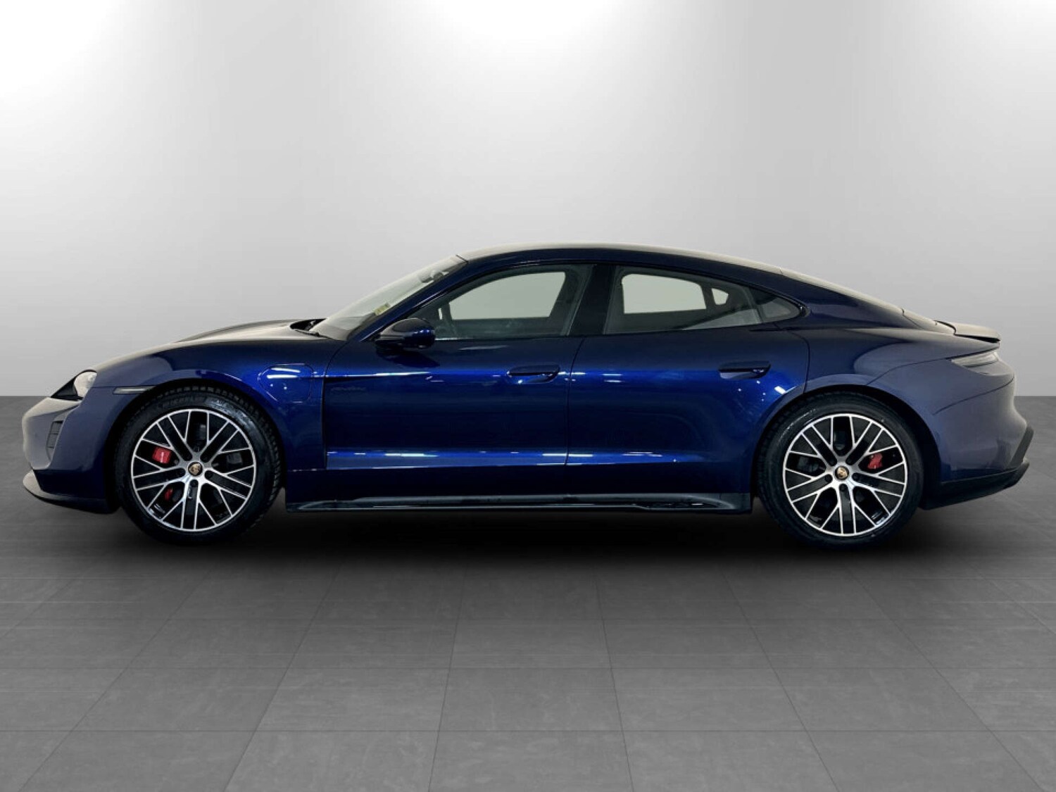 Used Porsche Taycan 2022 for sale - 78225832: Photo 8