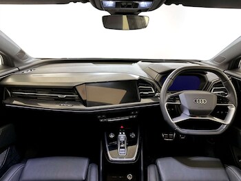 Used Audi Q4 e-tron 2023 for sale - 78344942: Photo