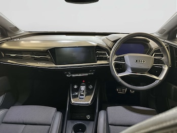 Used Audi Q4 e-tron 2023 for sale - 78267649: Photo