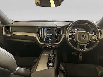 Used Volvo XC60 2018 for sale - 79233125: Photo