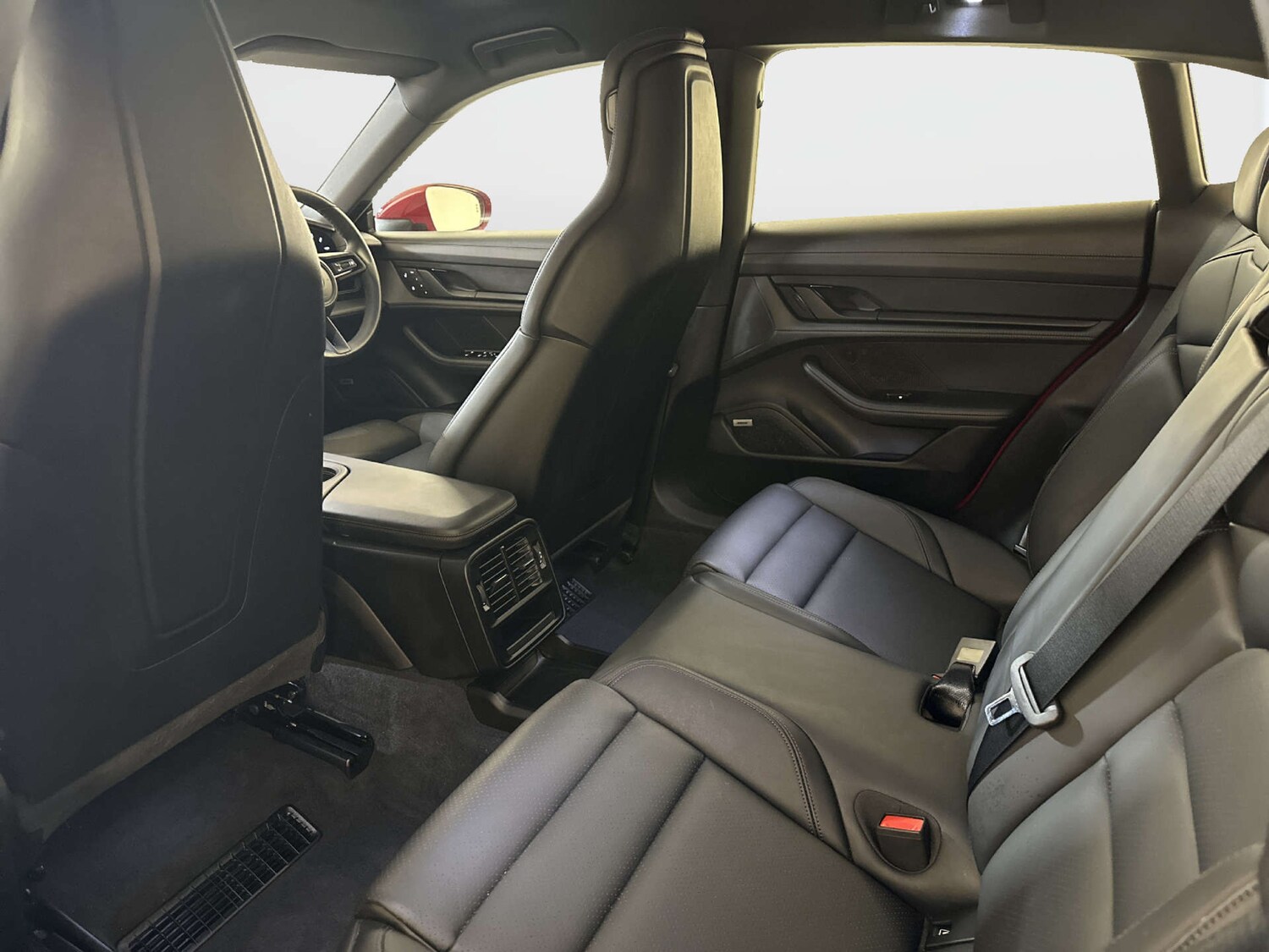 Used Porsche Taycan 2021 for sale - 78223461: Photo 14