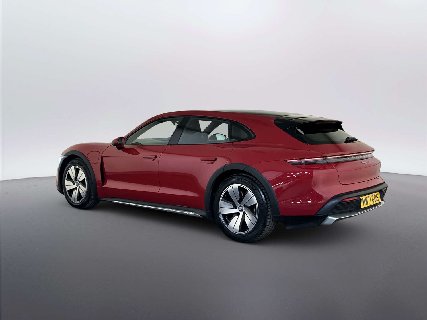 Used Porsche Taycan 2021 for sale - 78223461: Photo 8