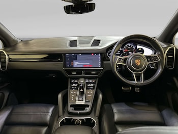 Used Porsche Cayenne 2020 for sale - 79044696: Photo