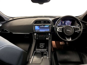 Used Jaguar F-Pace 2020 for sale - 78333317: Photo