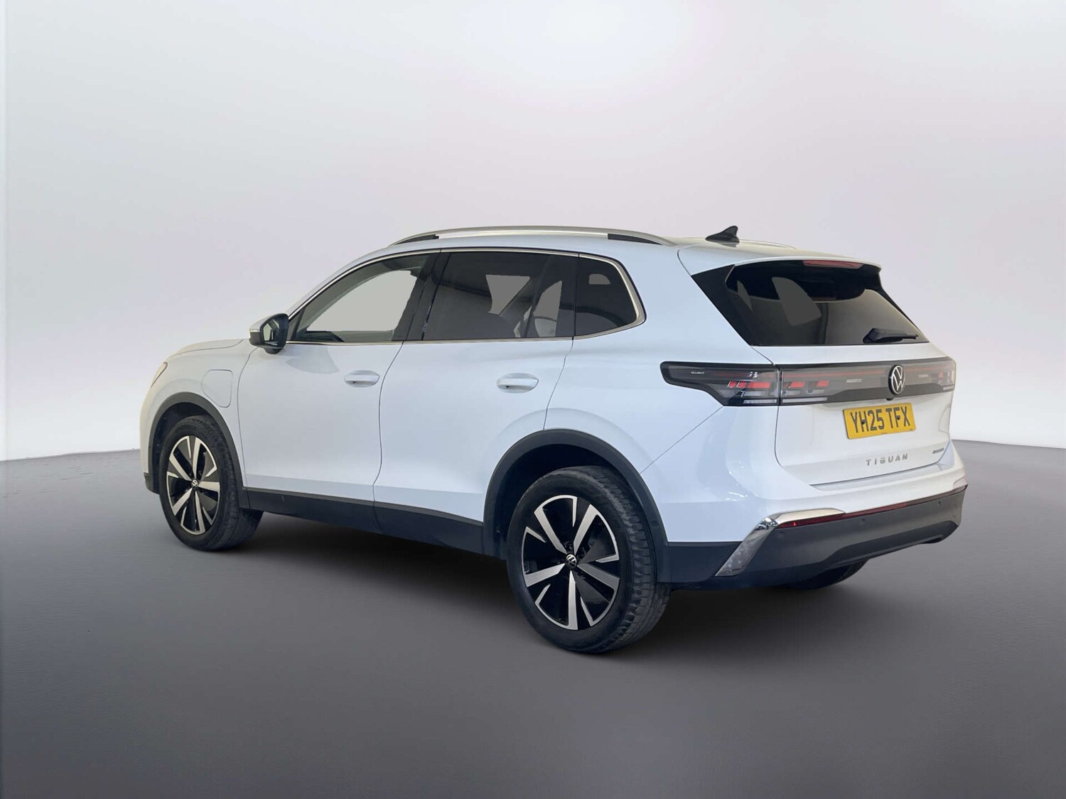 Used Volkswagen Tiguan 2025 for sale - 78225903: Photo 8