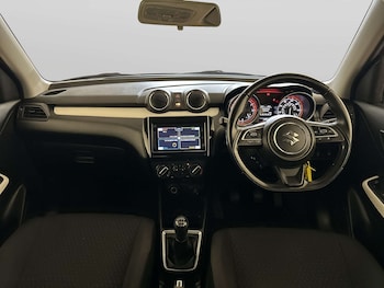 Used Suzuki Swift 2021 for sale - 79343830: Photo