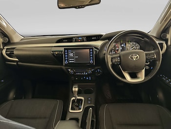 Used Toyota Hilux 2023 for sale - 78873363: Photo
