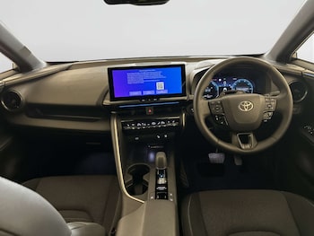 Used Toyota C-HR 2024 for sale - 78267568: Photo