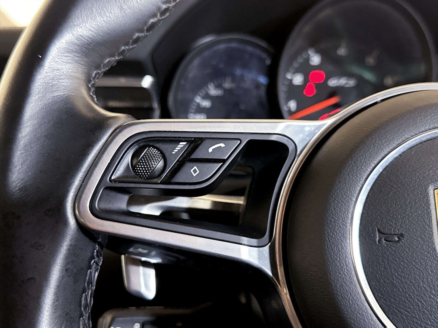 Used Porsche Macan 2020 for sale - 78223436: Photo 18