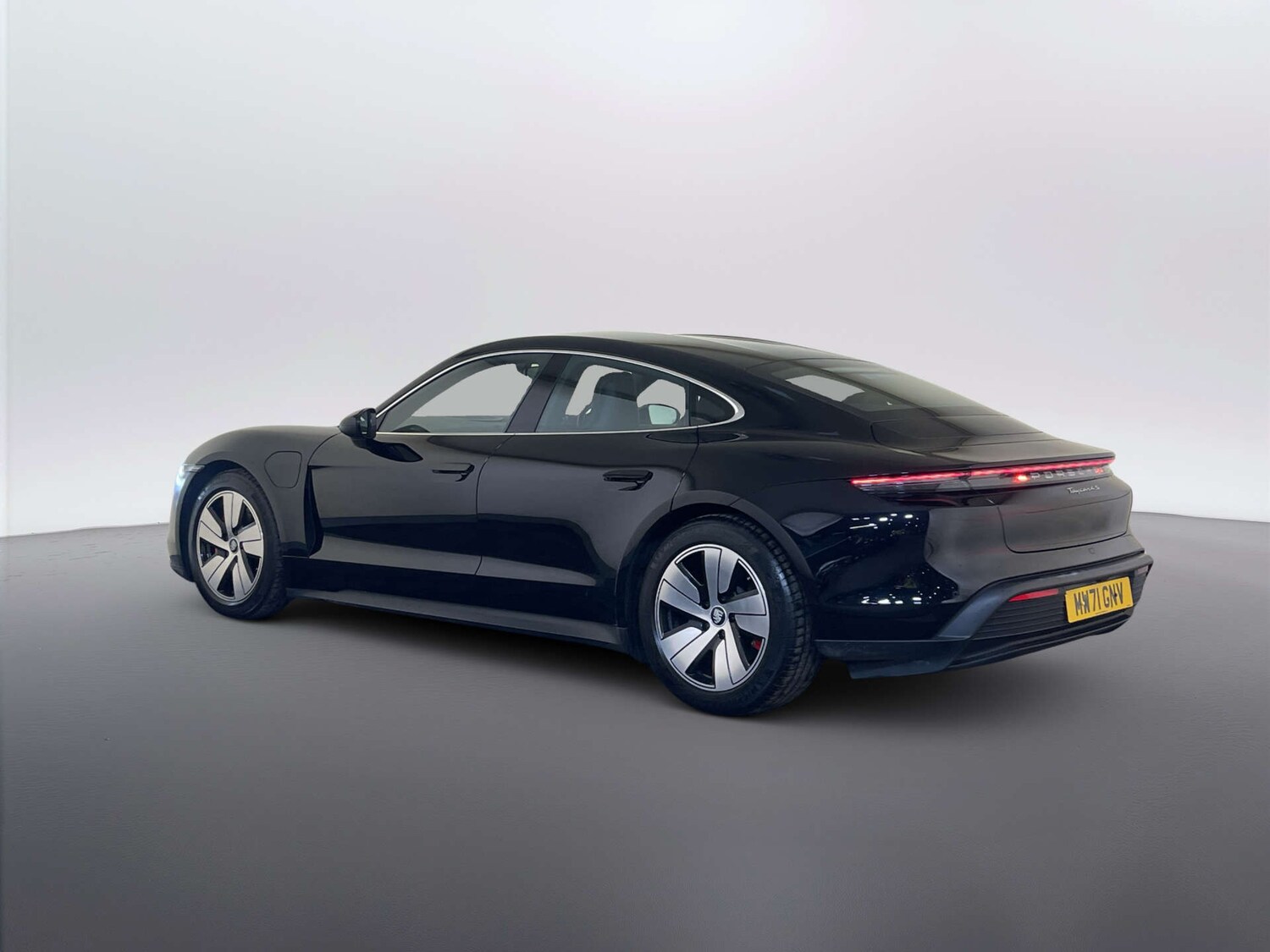 Used Porsche Taycan 2022 for sale - 78225912: Photo 8