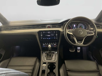 Used Volkswagen Passat 2021 for sale - 78420204: Photo