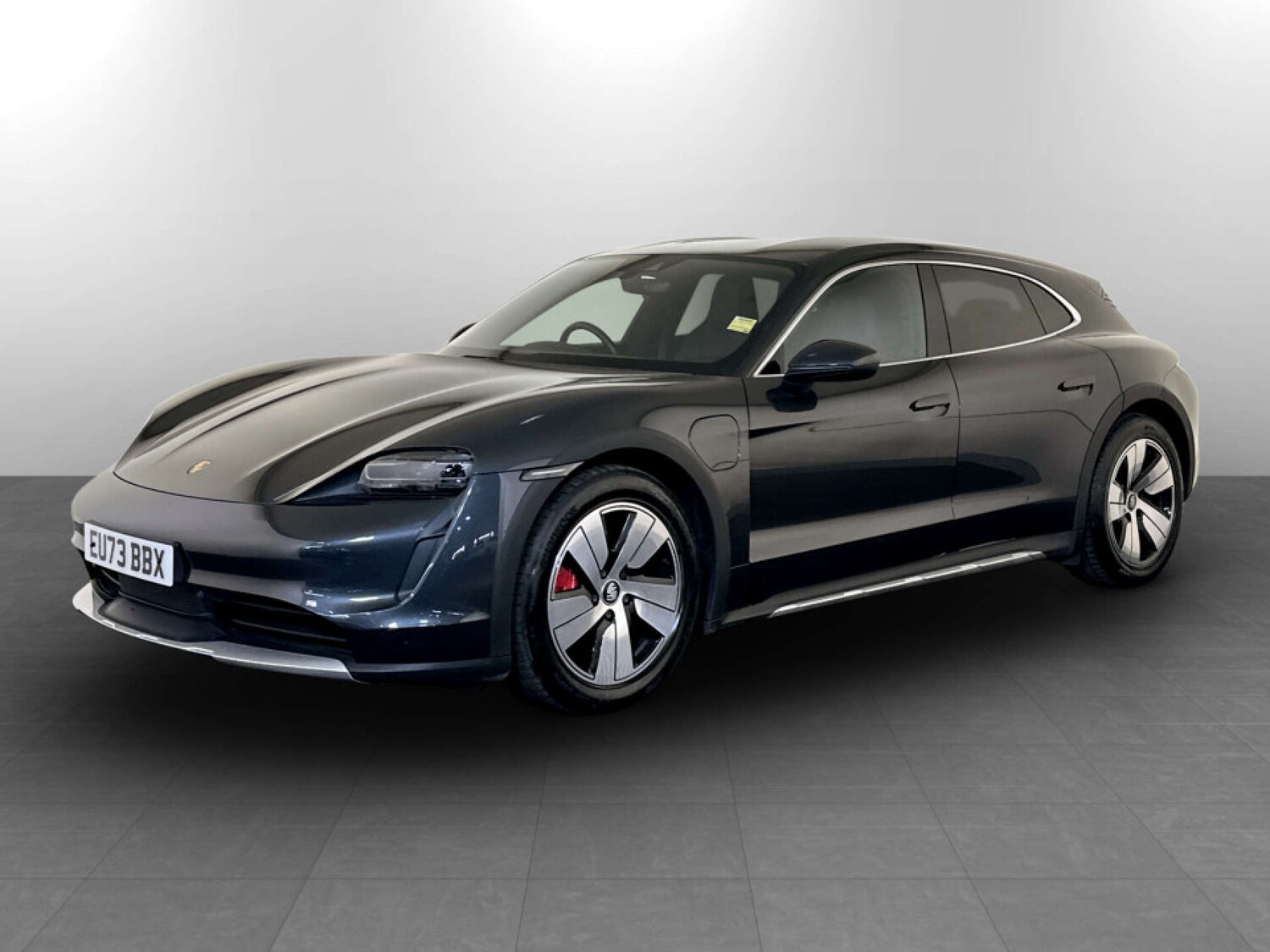 Used Porsche Taycan 2023 for sale - 78223475: Photo 6