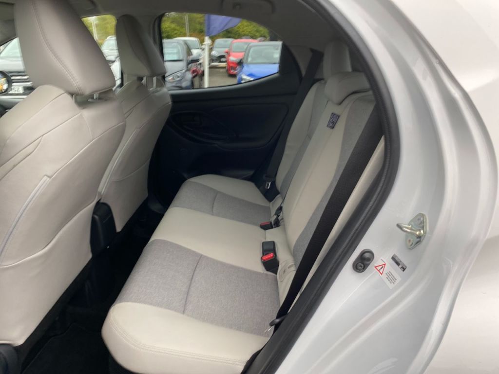 Used Toyota Yaris 2022 for sale - 76840415: Photo 13