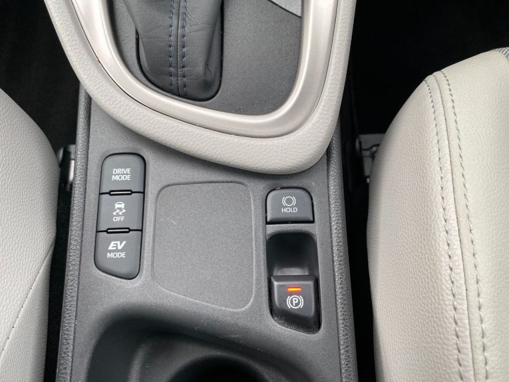 Used Toyota Yaris 2022 for sale - 76840415: Photo 20