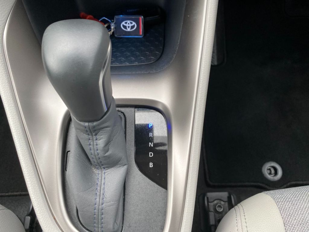 Used Toyota Yaris 2022 for sale - 76840415: Photo 21