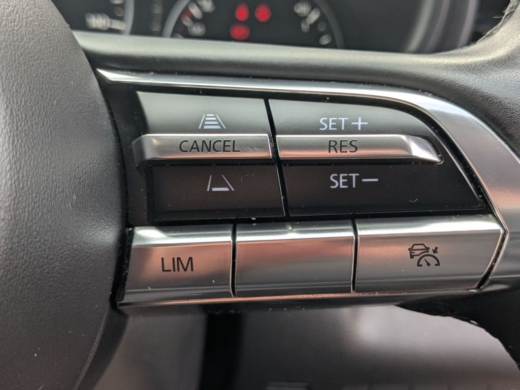 Used Mazda CX-30 2022 for sale - 76840512: Photo 30