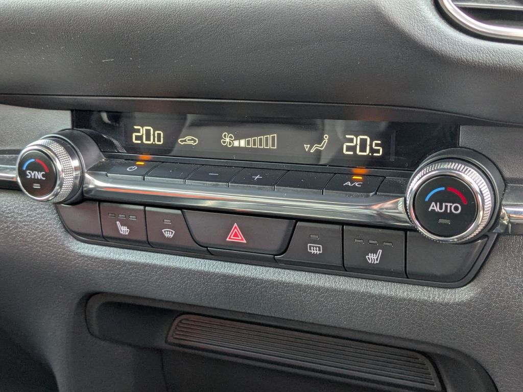 Used Mazda CX-30 2022 for sale - 76840512: Photo 31