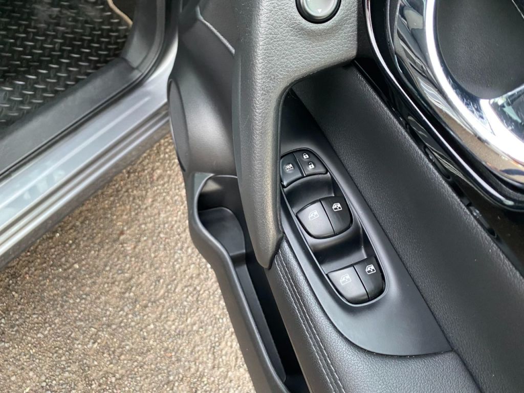 Used Nissan Qashqai 2018 for sale - 76840517: Photo 15