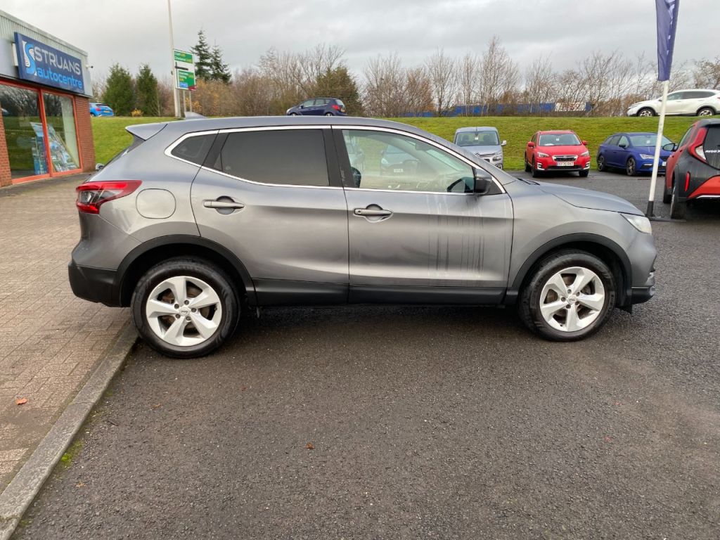 Used Nissan Qashqai 2018 for sale - 76840517: Photo 5