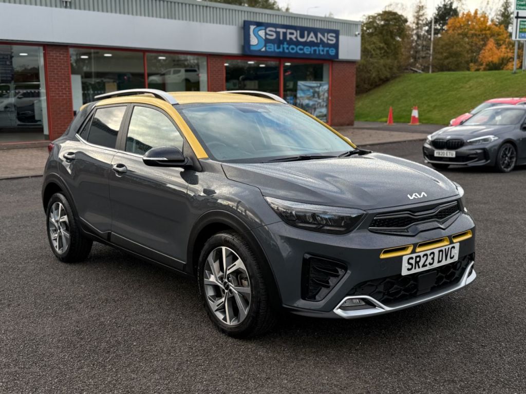 Used Kia Stonic 2023 for sale - 76840427: Photo 2