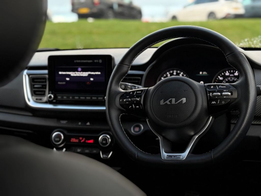 Used Kia Stonic 2023 for sale - 76840427: Photo 25