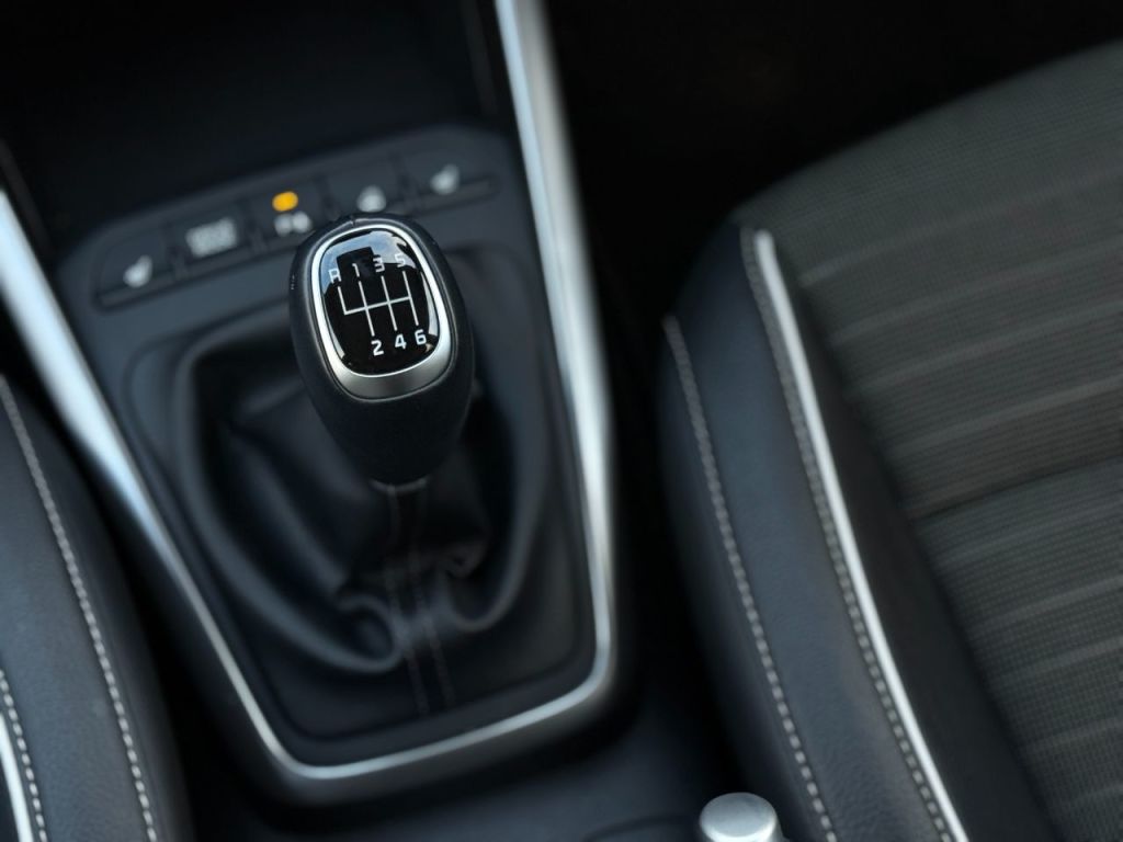 Used Kia Stonic 2023 for sale - 76840427: Photo 33