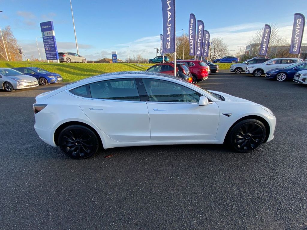 Used Tesla Model 3 2020 for sale - 76840419: Photo 2