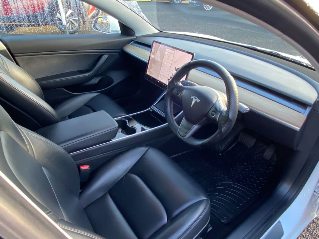 Used Tesla Model 3 2020 for sale - 76840419: Photo 8