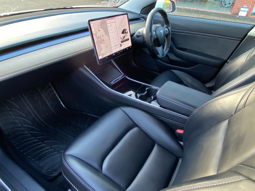 Used Tesla Model 3 2020 for sale - 76840419: Photo 9