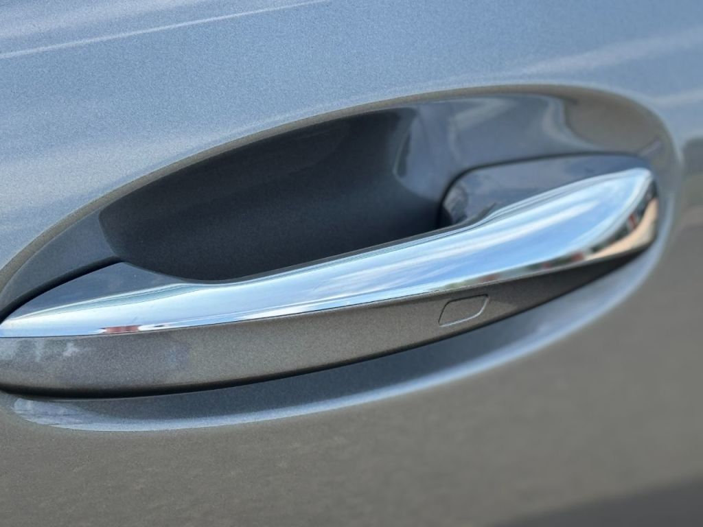 Used Mercedes-Benz GLB 2020 for sale - 76840446: Photo 28