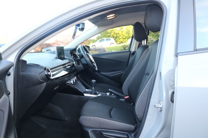 Used Mazda Mazda2 2023 for sale - 76840510: Photo 17