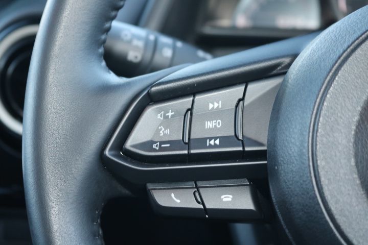 Used Mazda Mazda2 2023 for sale - 76840510: Photo 23