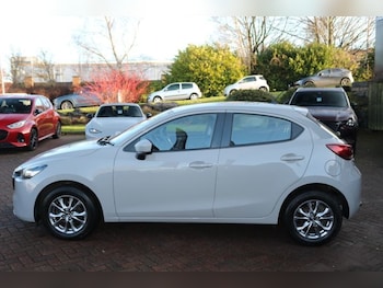 Used Mazda Mazda2 2023 for sale - 76840510: Photo