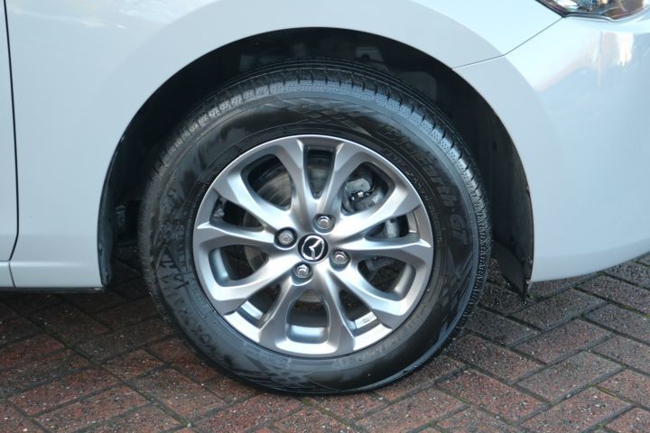 Used Mazda Mazda2 2023 for sale - 76840510: Photo 9