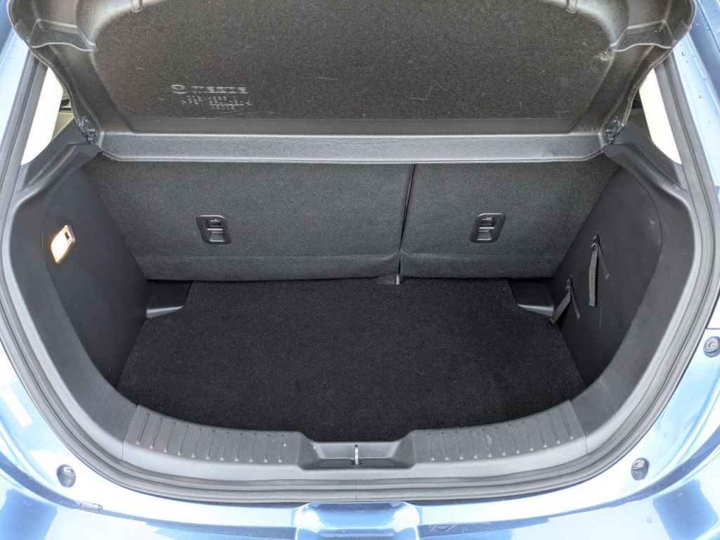 Used Mazda Mazda2 2022 for sale - 76918873: Photo 11