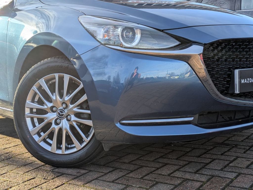 Used Mazda Mazda2 2022 for sale - 76918873: Photo 2