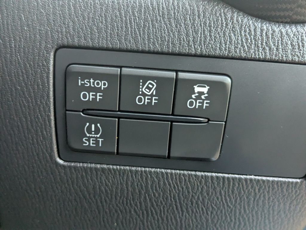 Used Mazda Mazda2 2022 for sale - 76918873: Photo 26