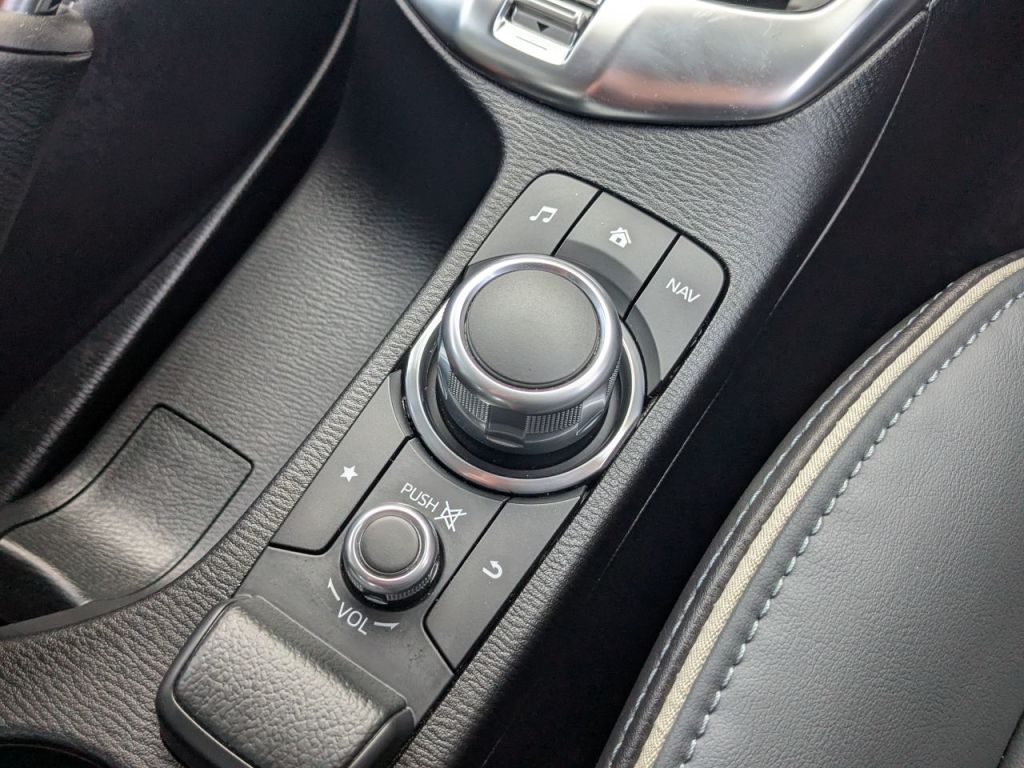 Used Mazda Mazda2 2022 for sale - 76918873: Photo 27