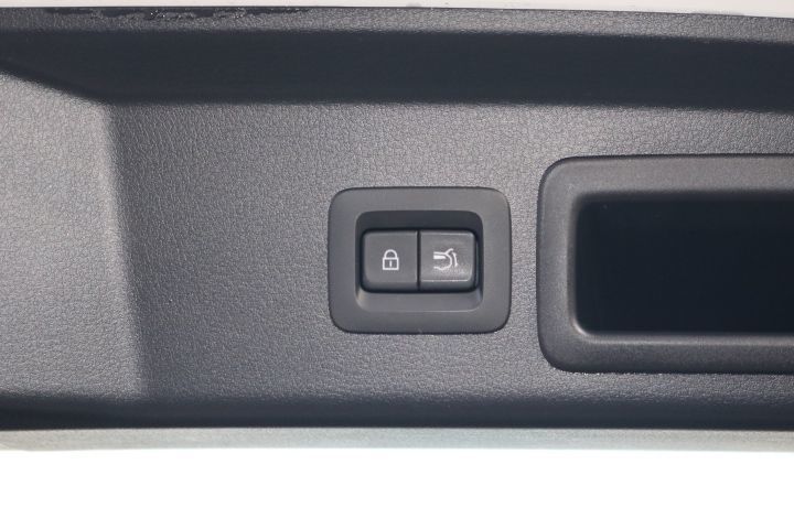 Used Mazda CX-30 2025 for sale - 76840499: Photo 16