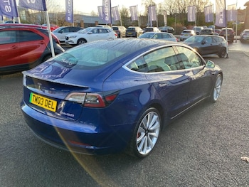 Used Tesla Model 3 2019 for sale - 76840481: Photo