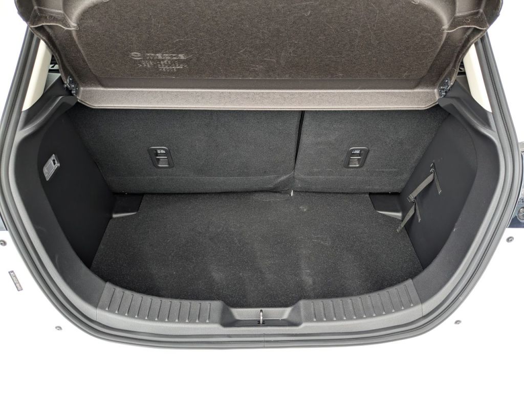 Used Mazda Mazda2 2024 for sale - 76840447: Photo 10