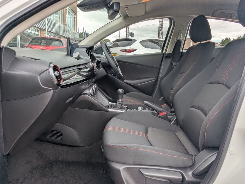 Used Mazda Mazda2 2024 for sale - 76840447: Photo 15