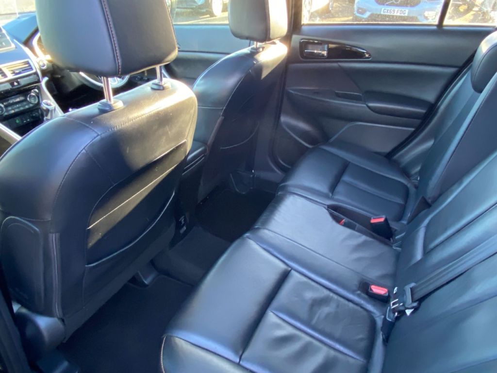 Used Mitsubishi Eclipse Cross 2018 for sale - 76840519: Photo 16