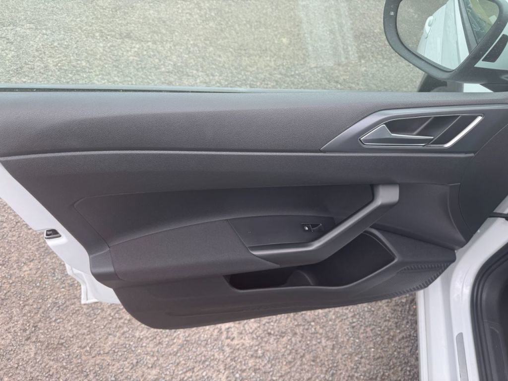 Used Volkswagen Taigo 2023 for sale - 76840454: Photo 44