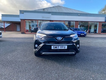 Used Toyota RAV4 2017 for sale - 76840561: Photo