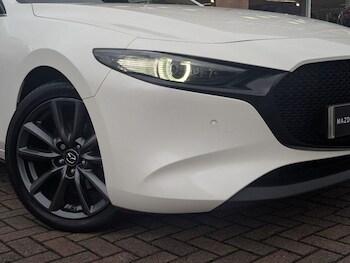 Used Mazda Mazda3 2022 for sale - 76859003: Photo