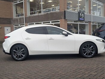 Used Mazda Mazda3 2022 for sale - 76859003: Photo