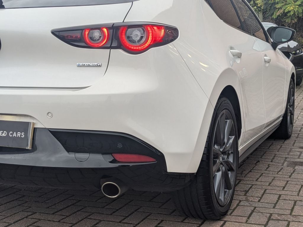 Used Mazda Mazda3 2022 for sale - 76859003: Photo 8